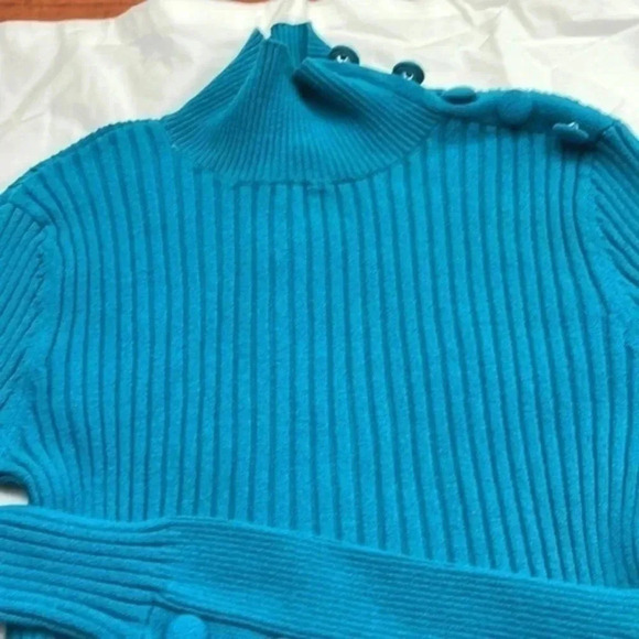 International concept ladies blouse  S​ - Picture 2 of 16